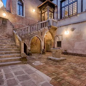 https://hotel-ca-nobile-corner.hotelslidodijesolo.com