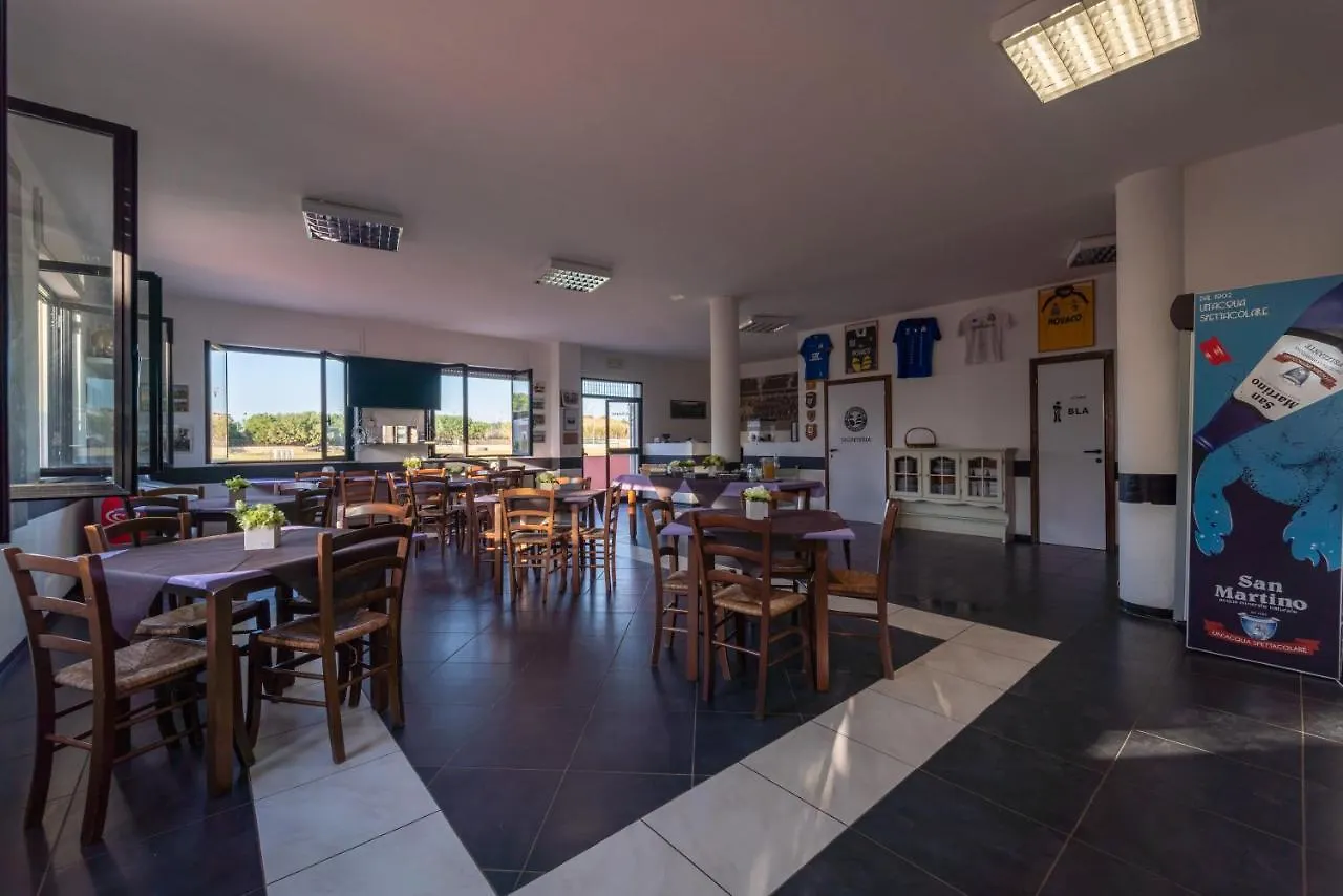 Konukevi La Meta Sporting Rooms Alghero