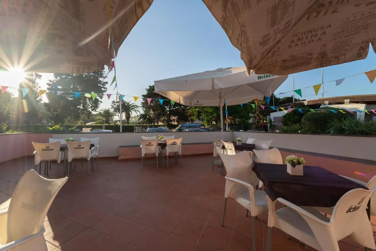 La Meta Sporting Rooms Alghero 2*,  İtalya