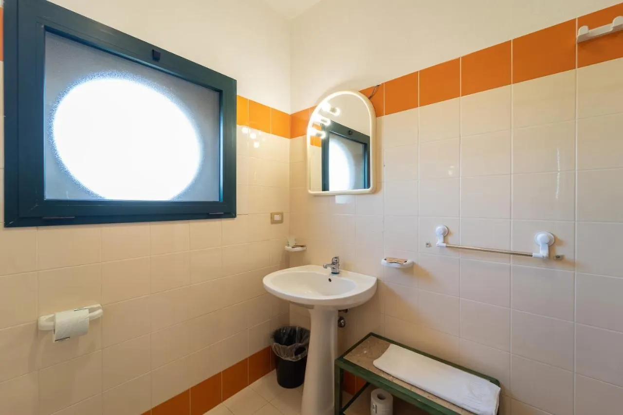 La Meta Sporting Rooms Alghero 2*,  İtalya