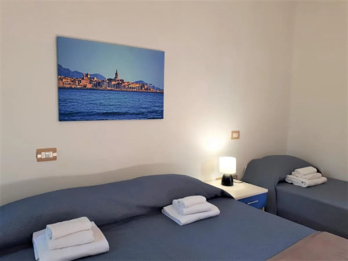 La Meta Sporting Rooms Alghero 2*,  Włochy